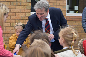 Damian Hinds, Education Secretary at Oak View Academy