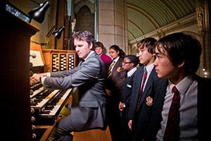 David Mason of Viscount Classical Organs with students - Investing in our future musicians