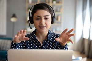 teacher using free leadership coaching